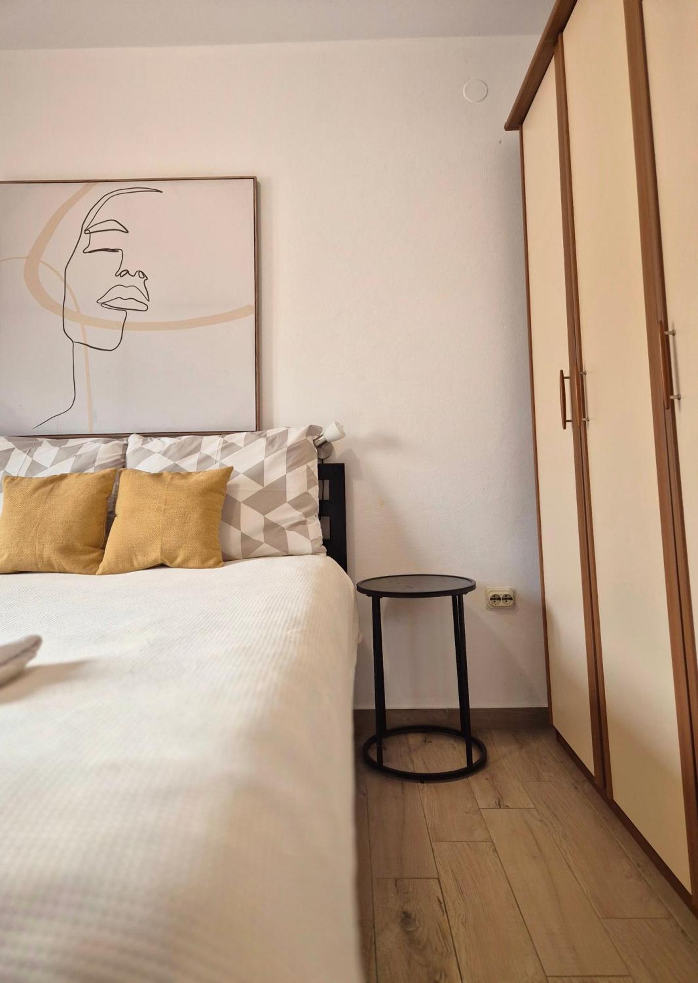 Apartments & Rooms Ivana Rovinj Room photo